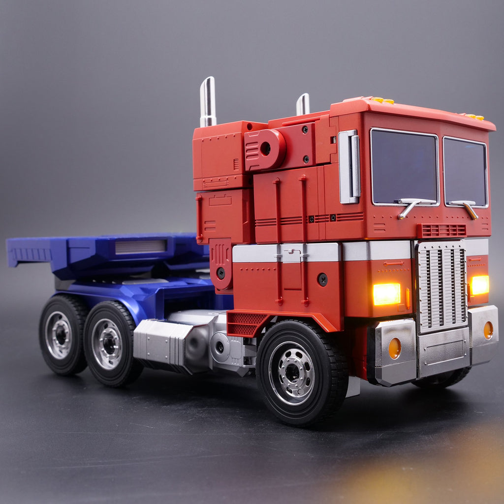Transformers Optimus Prime Auto-Converting Robot - Collector's Edition