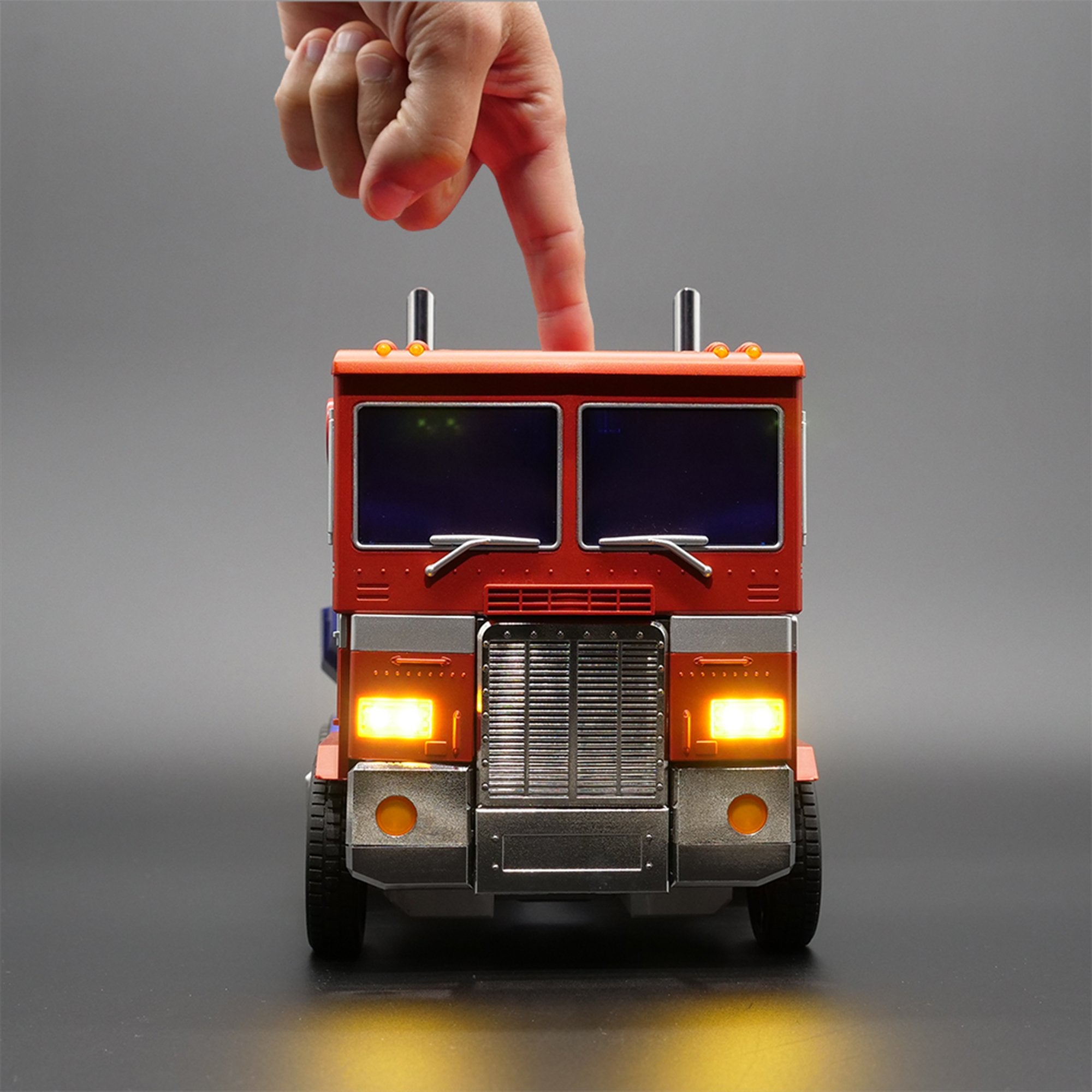 Transformers Optimus Prime Auto-Converting Robot - Collector's Edition