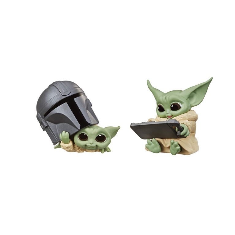 Star Wars The Bounty Collection Series 3 The Child Figures Helmet Peeking, Datapad Tablet Posed Toys 2-Pack